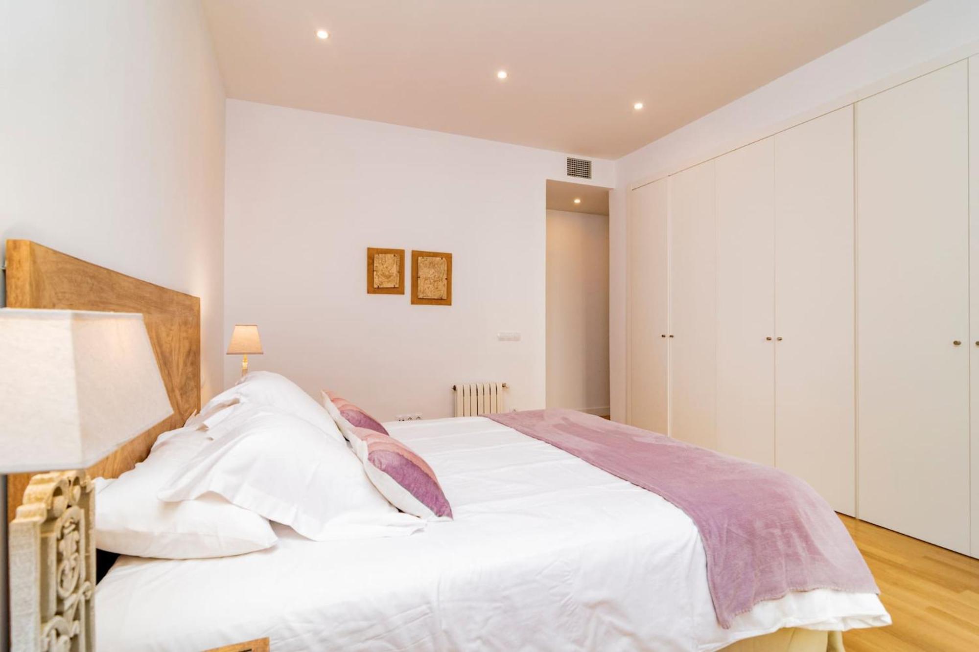 Juan Bravo Suites Madrid Eksteriør billede