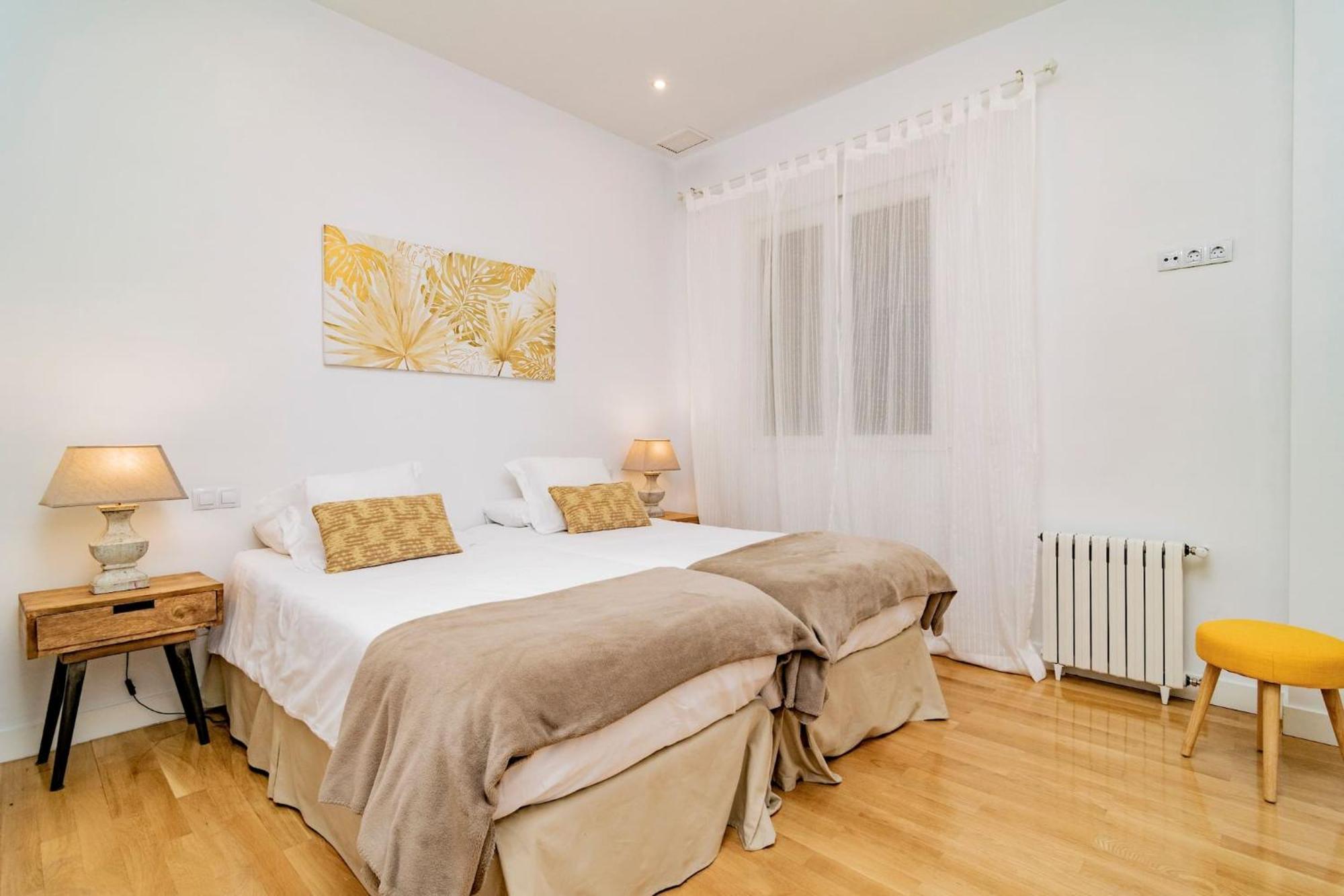 Juan Bravo Suites Madrid Eksteriør billede